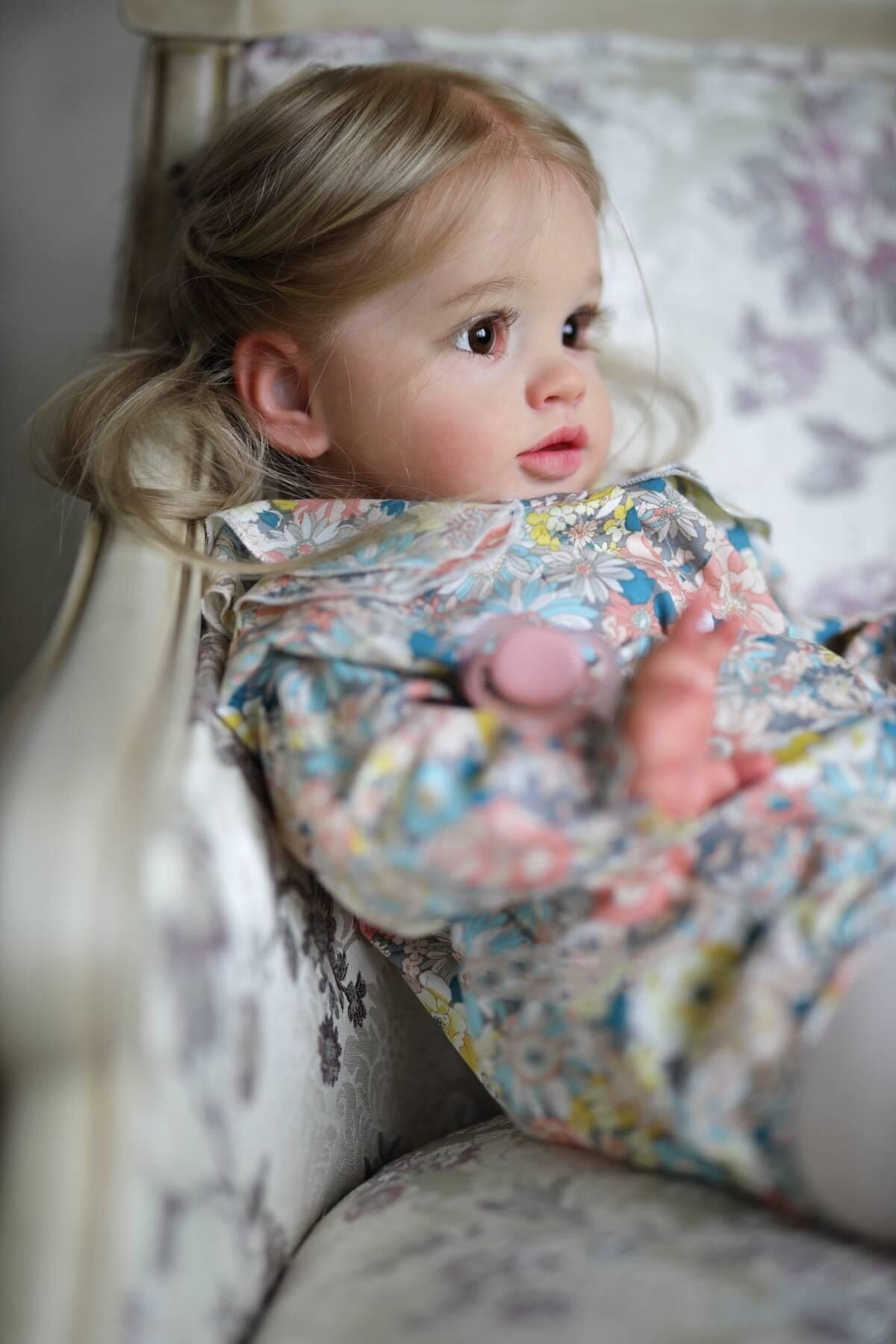 iCradle Lovely Toddler Dolls Girl 26 inch 68CM Real Looking Reborn Baby Doll Soft Vinyl Newborn Baby Doll Cloth Body Hand Rooted Hair Babies Gifts for Kids Age 3+