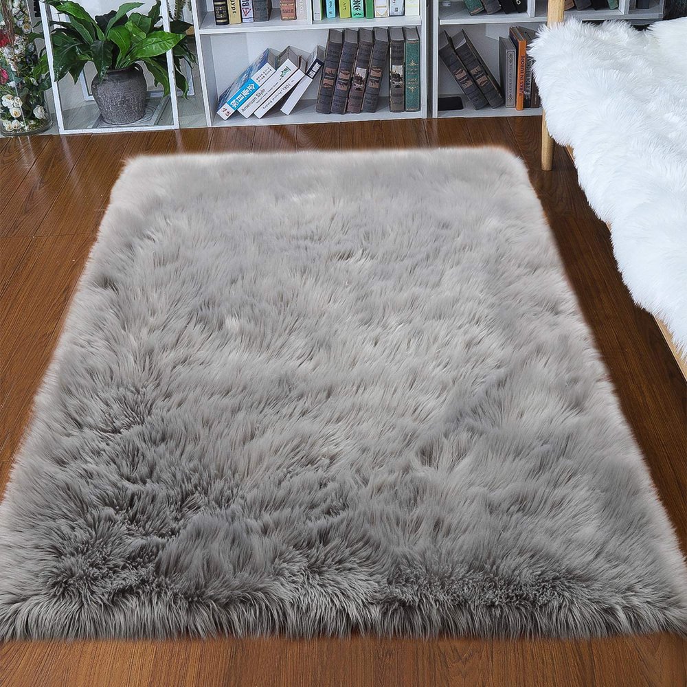 Noahas Faux Fur Sheepskin Area Rug Soft Shag Rug Silky Area Rug Decor