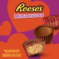 thumbnail image 2 of REESE'S Miniatures Heart Box 165g, 2 of 8