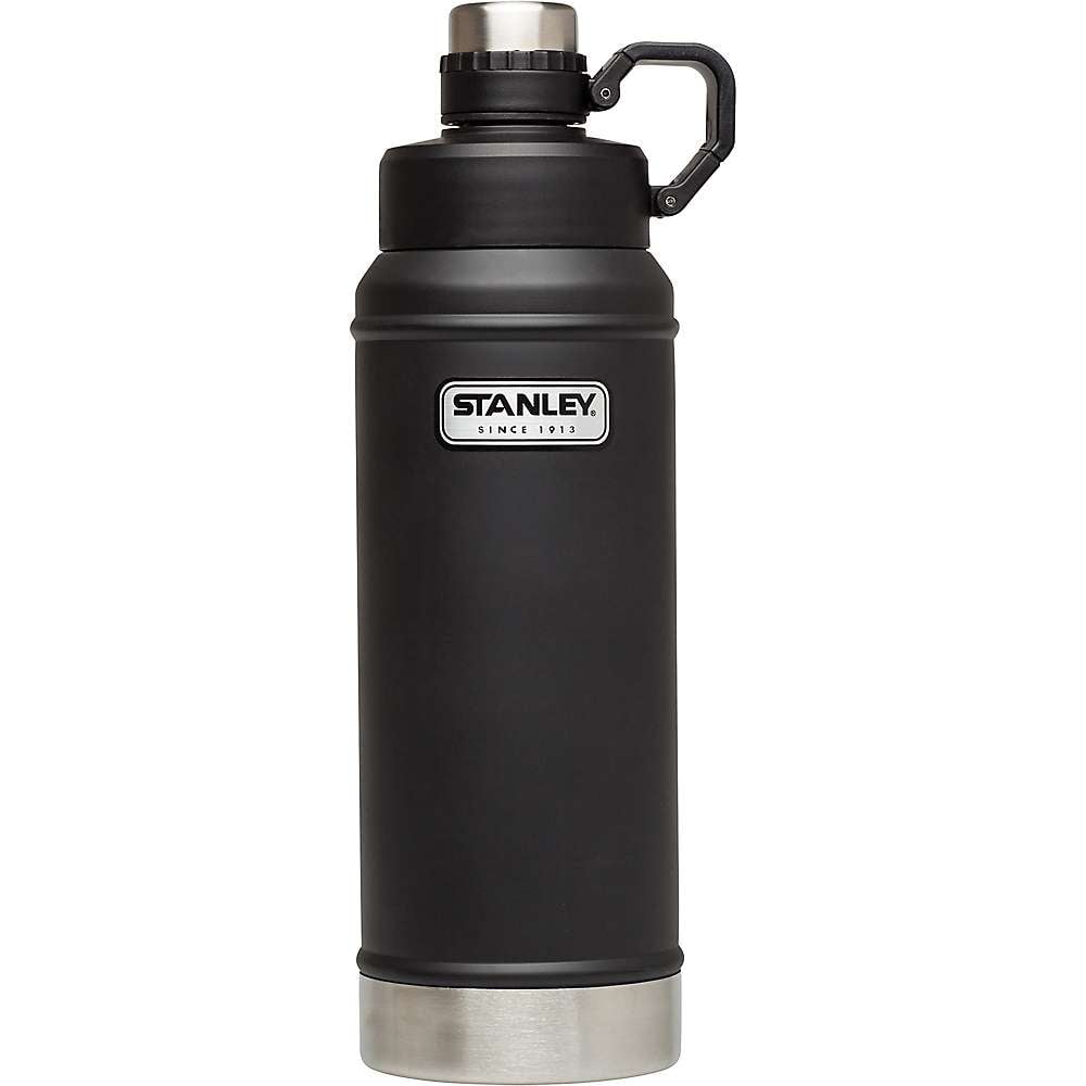 STANLEY Classic 25 oz Matte Black Double Walled Vacuum Insulated Stainless  Steel Water Bottle with Screw Cap 