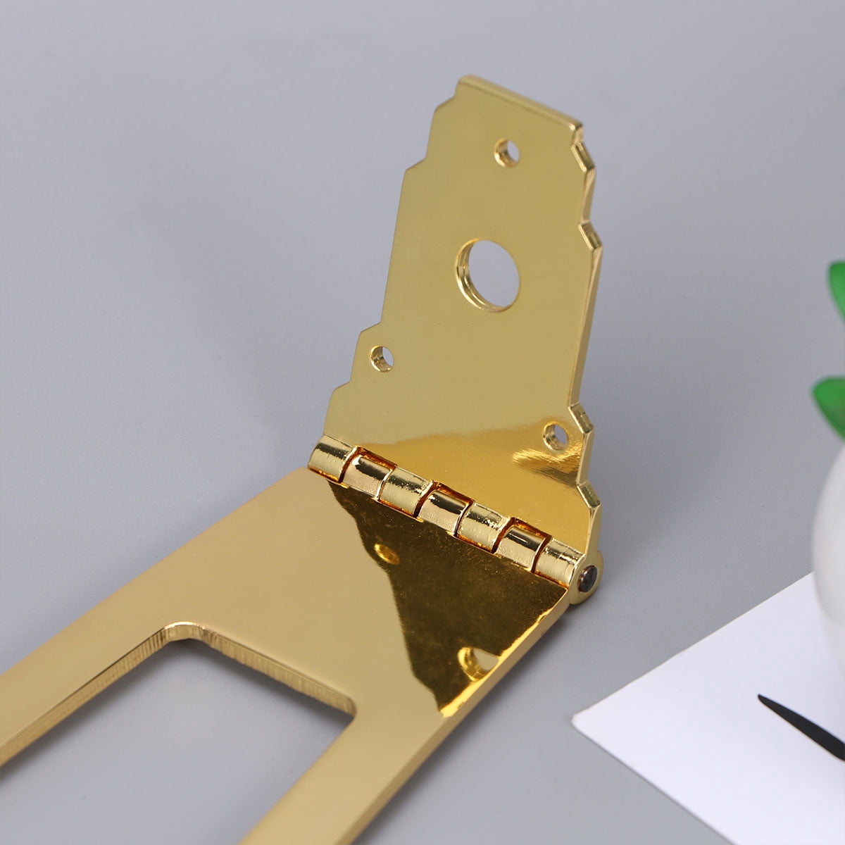 Clispeed Metal Guitar Tailpiece Set for Jazz Guitar Durable Golden Replacement with Screws