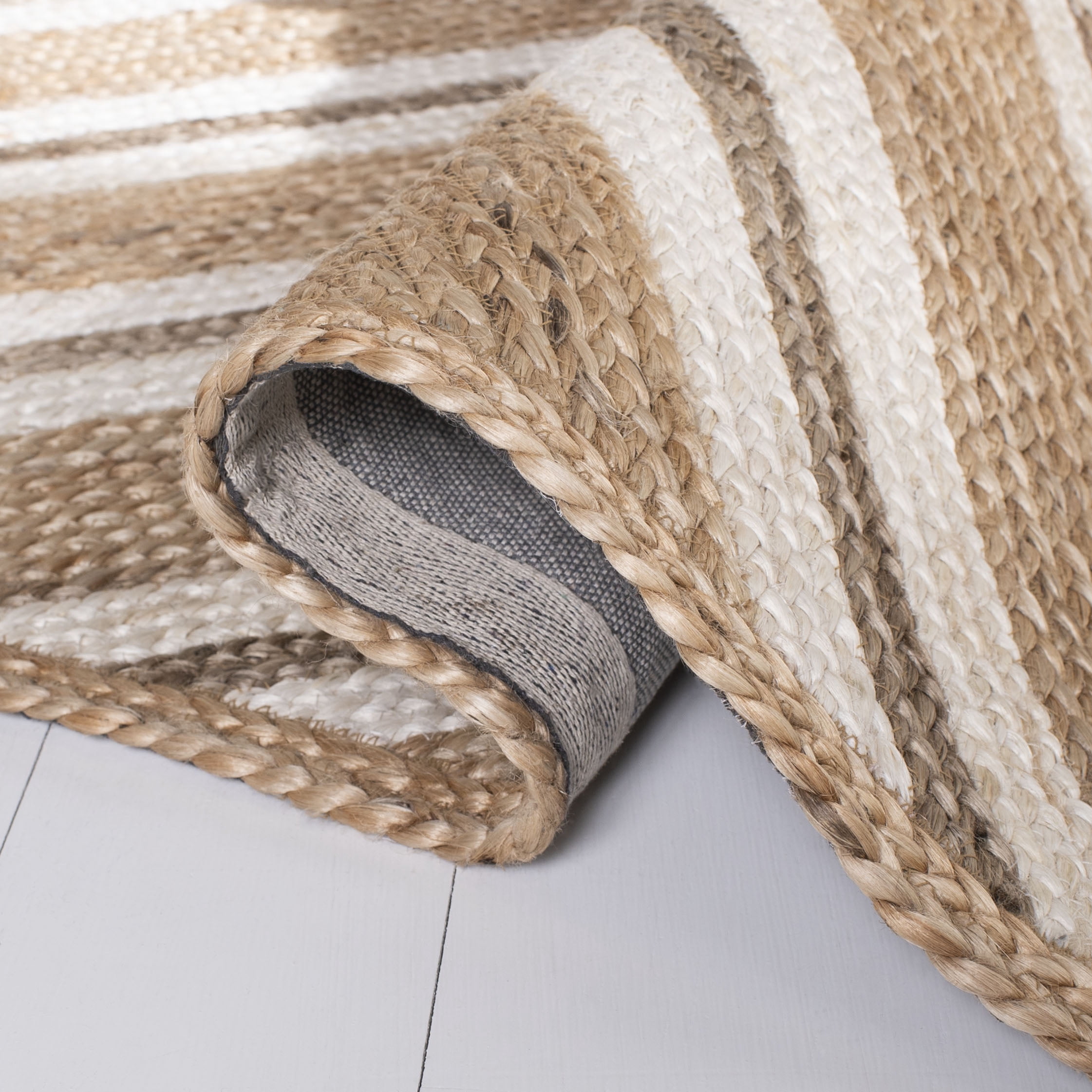 SAFAVIEH Natural Fiber Dudley Geometric Area Rug, Natural/Ivory, 6' x 6' Round