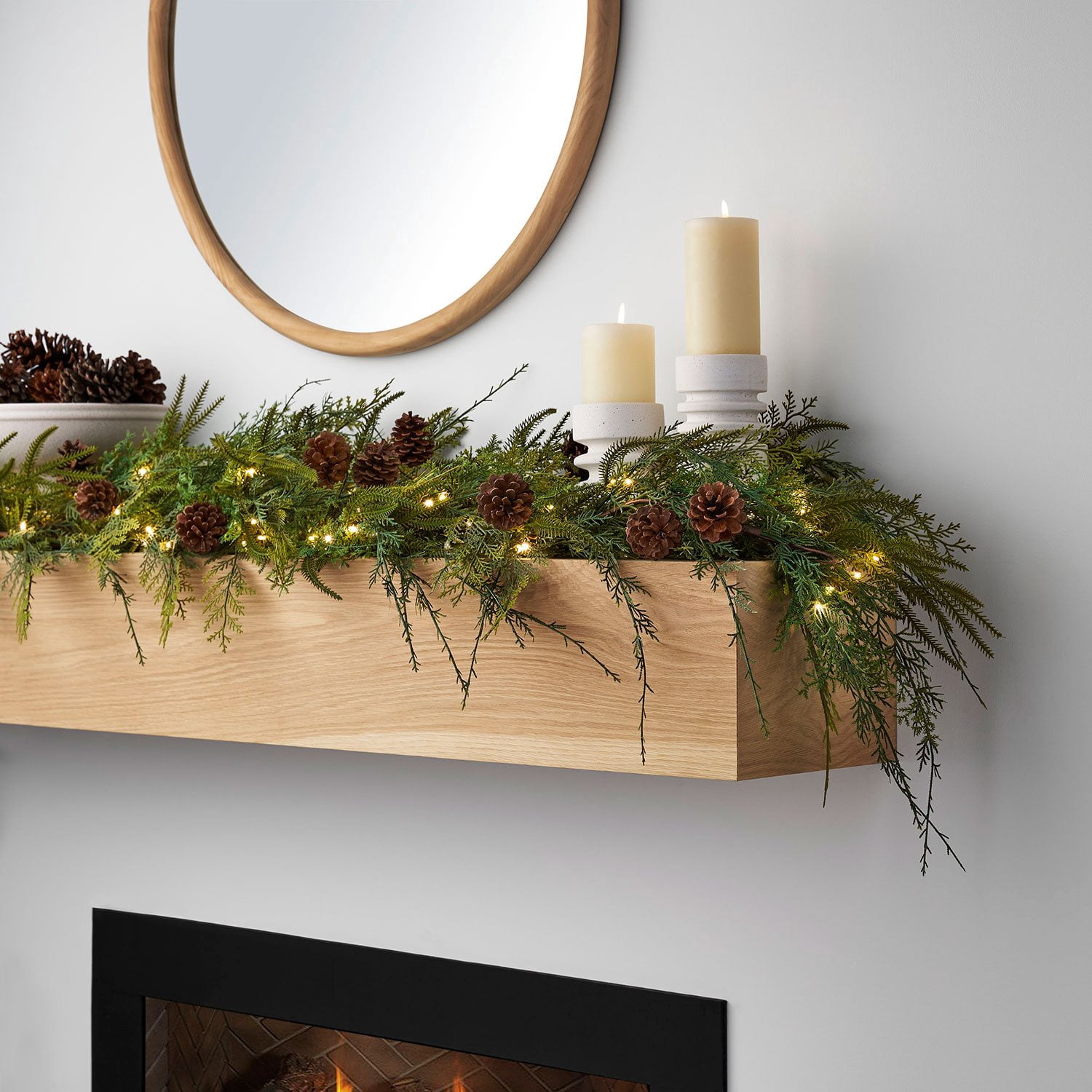 Member's Mark 9' Pre-Lit Cypress Garland with Pinecones - Samsclub.com