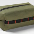 thumbnail image 3 of Caja de pañuelos para exteriores, multifuncional, impermeable, ajustable, bolsa de pañuelos portátil de gran capacidad con 12 agujeros para colgar, OD verde, 3 of 5