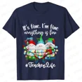 thumbnail image 1 of Estoy bien, todo está bien, ropa de mujer, luces navideñas, moda informal, ropa femenina, camisetas de manga corta, camisetas para mujer, 1 of 5