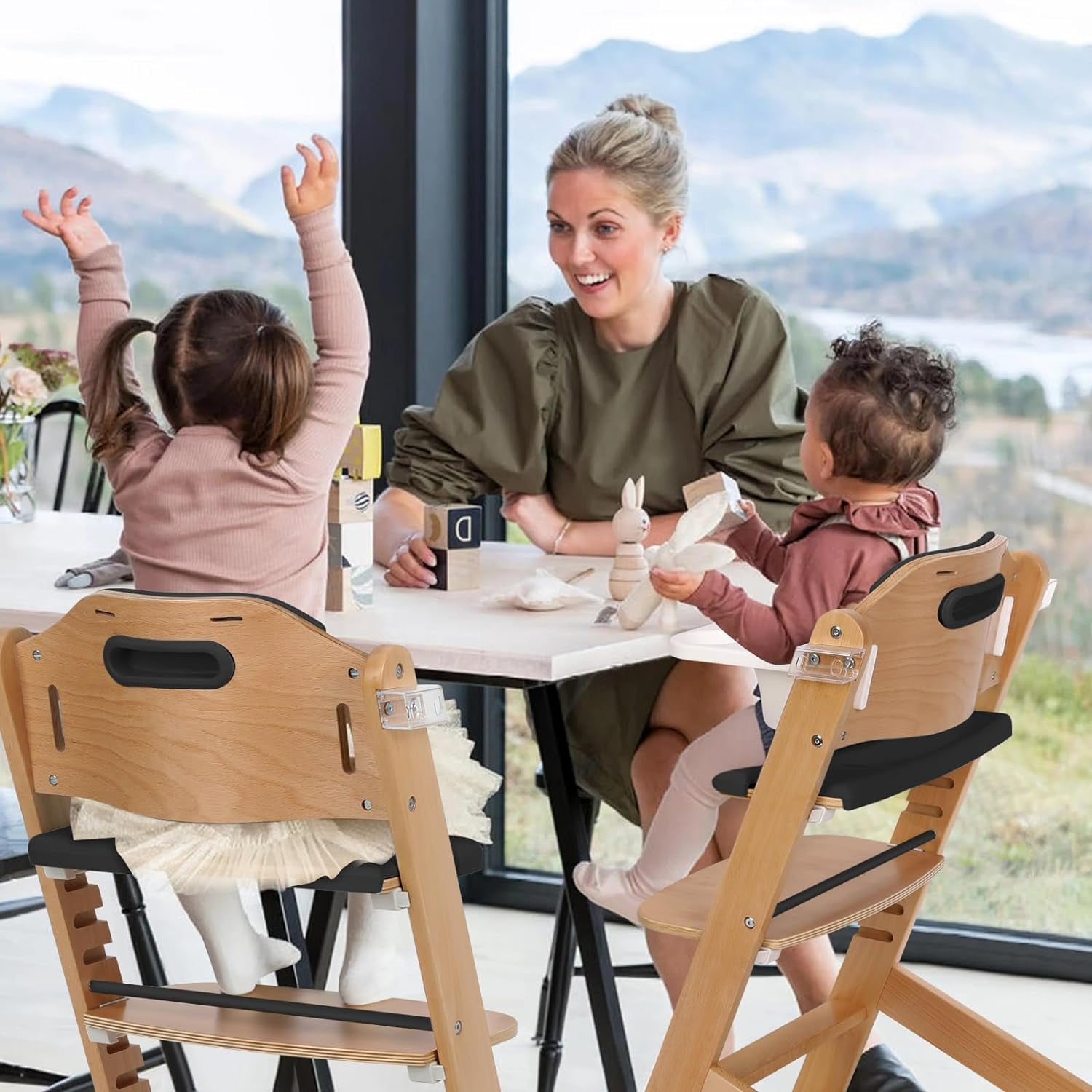 Cowiewie Wooden High Chair with 3 Tray, Toddler Feeding High Chair, 8 Height Adjustments, with Black Cushion and Harness