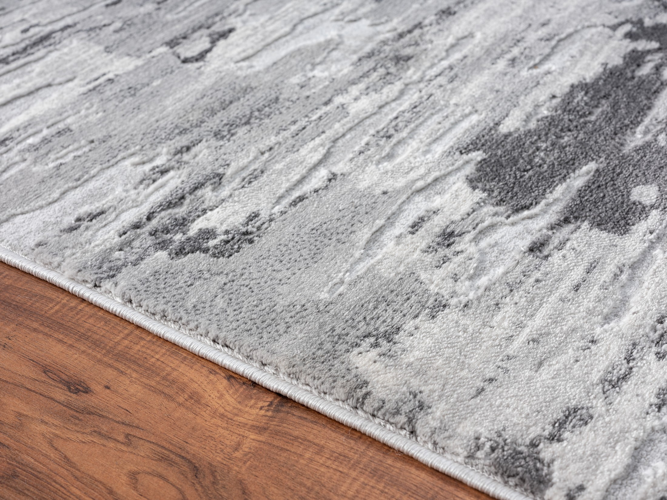 VCNY Home Bentley Abstract Distressed Low Pile Indoor Area Rug, Grey, 5' x 7'