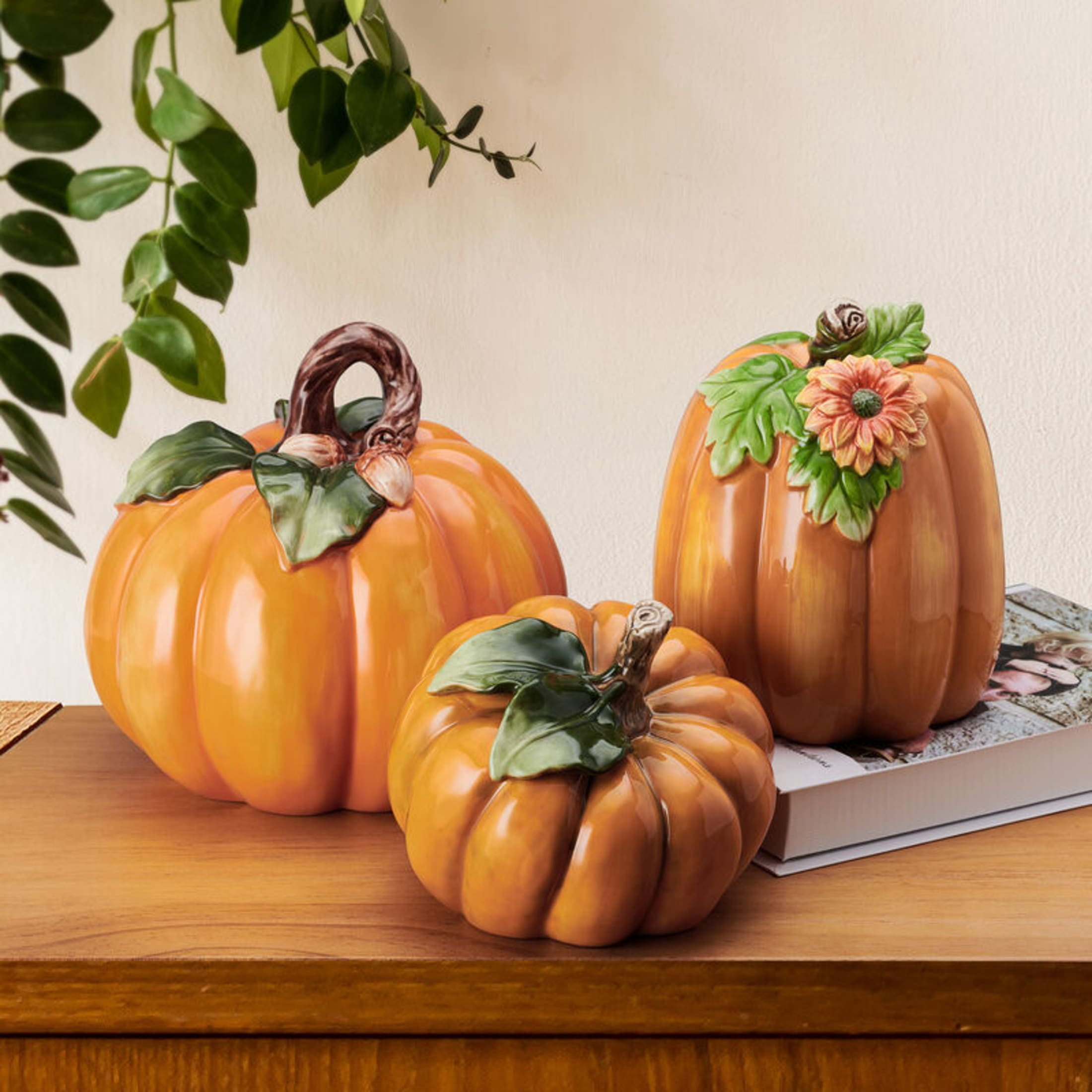 Fitz and Floyd Harvest Pumpkin Orange Earthenware Decorative Figurine (Set of 3)