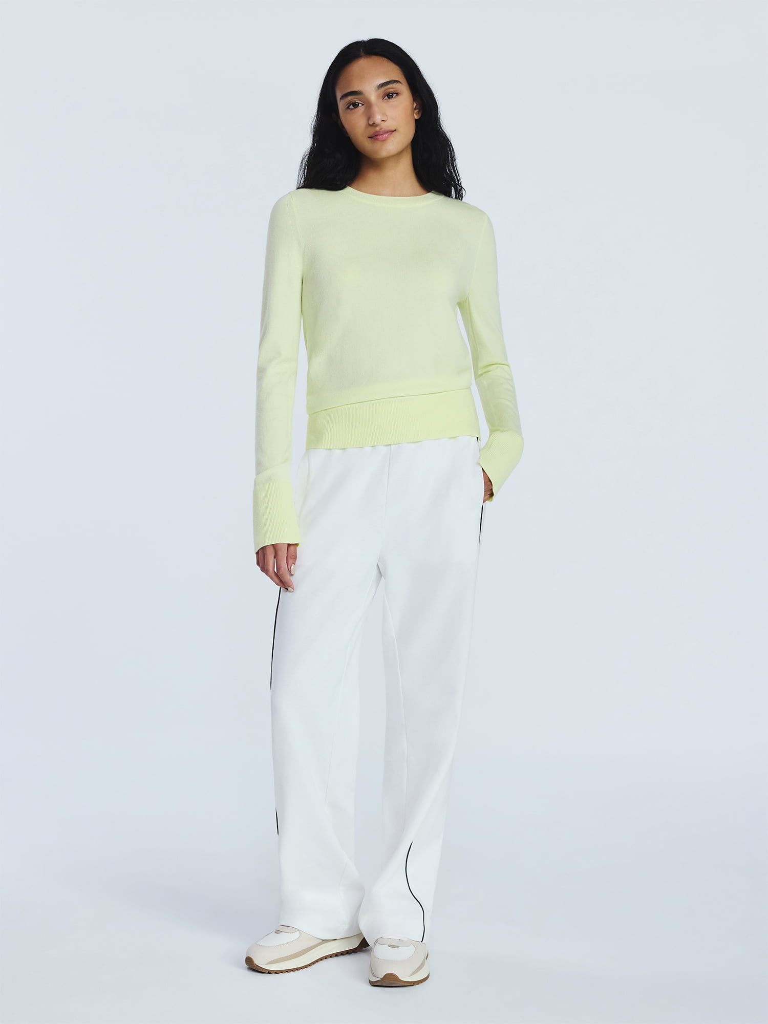 Free Assembly Women's and Women's Plus Cozy Yarn Crewneck Sweater with Long Sleeves. Lightweight, Sizes XS-4X
