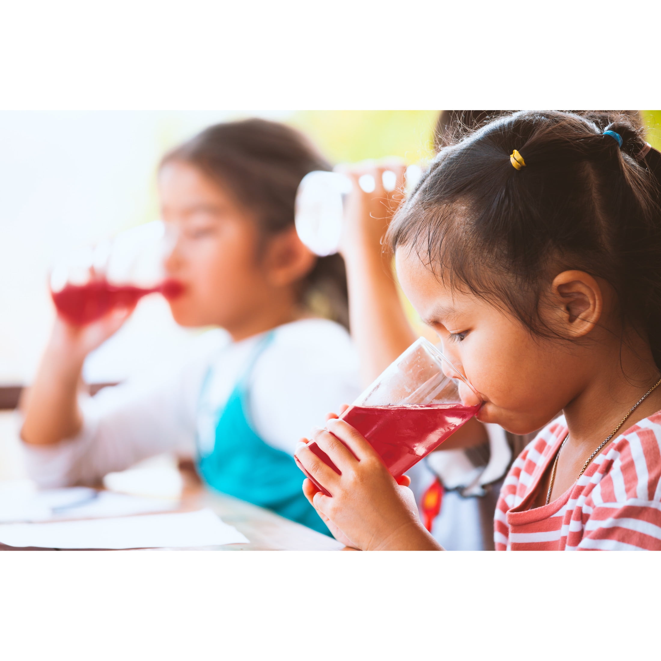Welch's 100% Juice, White Grape Cherry, 96 fl oz Bottle