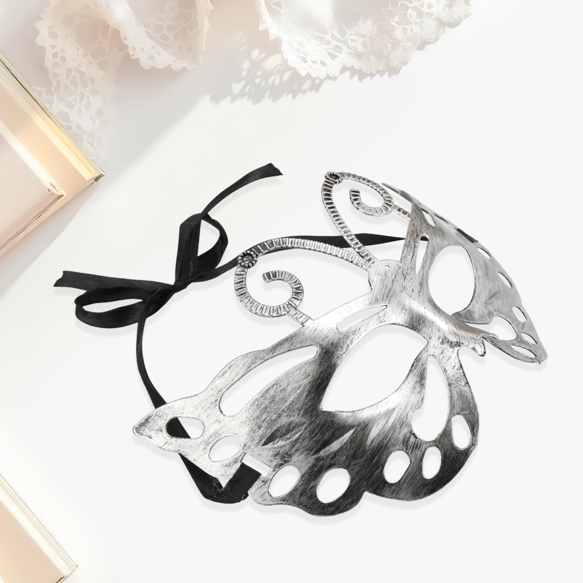 Unique Bargains Elegant Half Face Party Mask 1 Pcs Silver Pattern 3