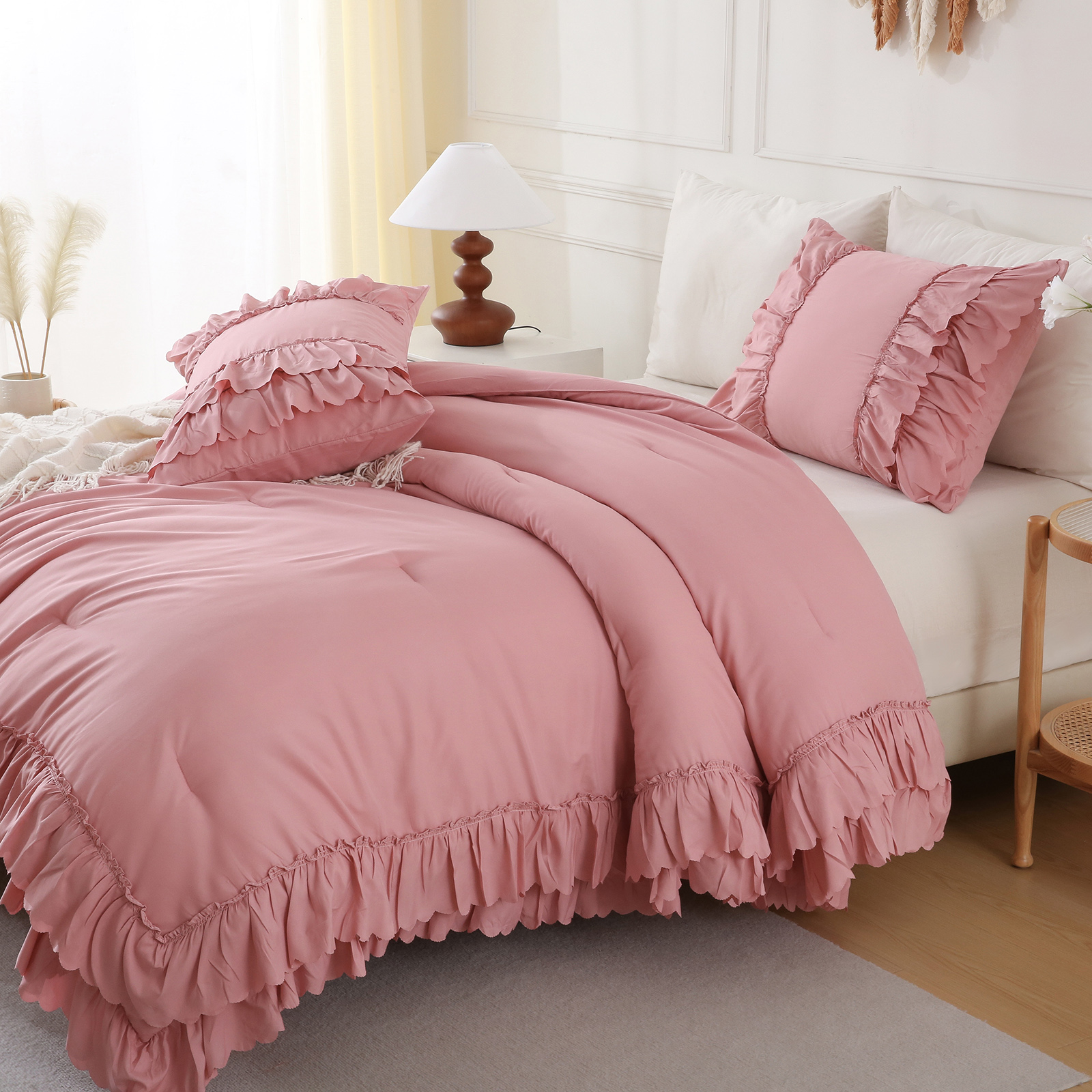 Ruffle Comforter Set Queen Size,Shabby Chic Boho Bedding Sets, Soft Fluffy Comforter Sets for All Season,Vintage Ruffled 3 Pcs Microfiber Lightweight Quilt Set for Home Decor