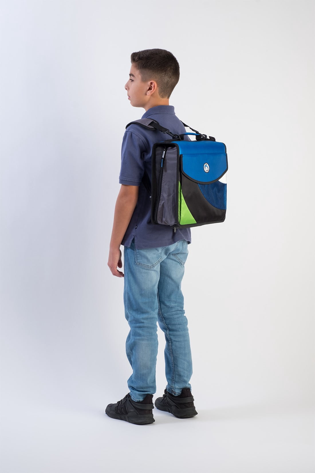 Case It 2" Dual D-Ring Zipper Backpack Binder, Black and Red
