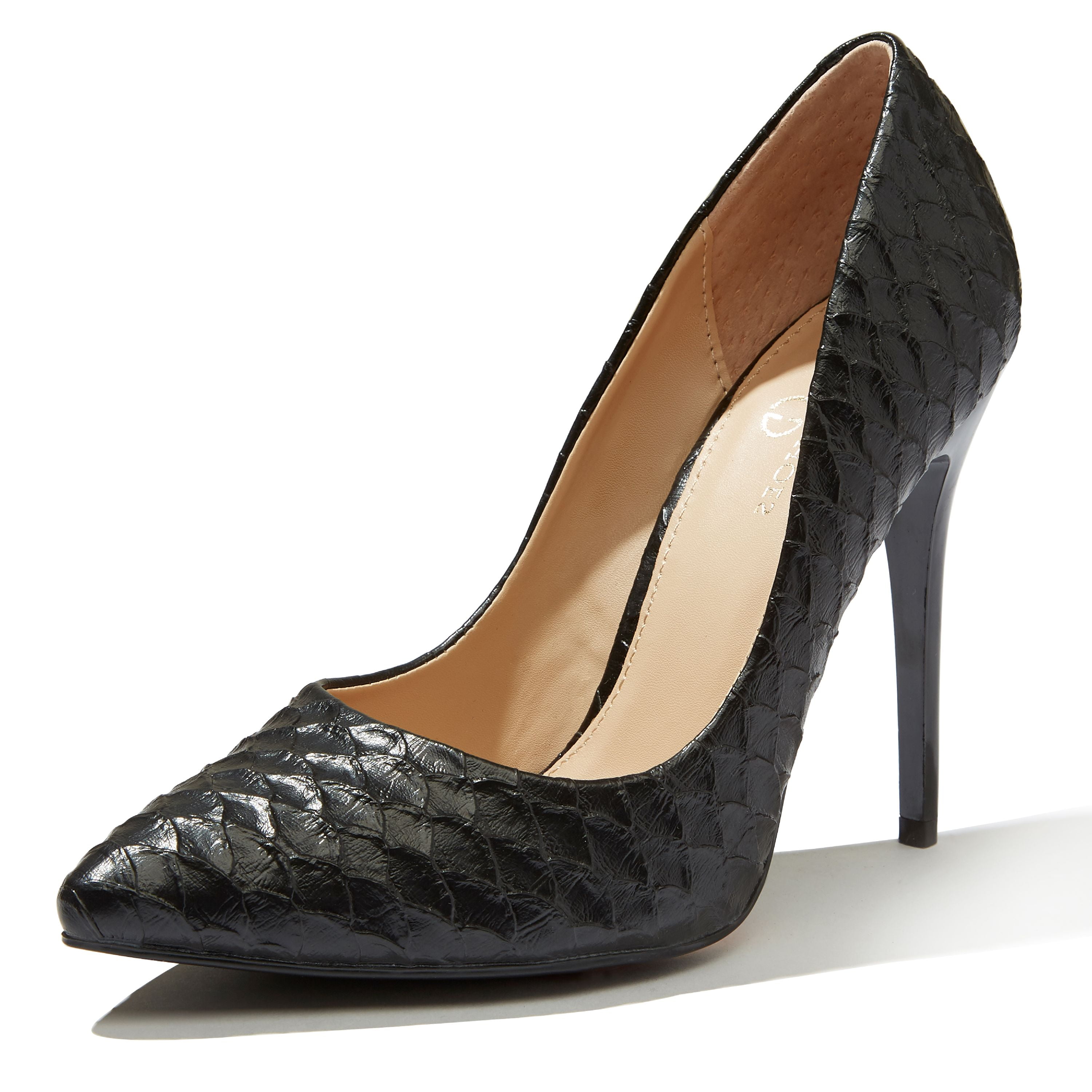pointed toe t strap