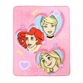 thumbnail image 1 of Disney PrincessMC Couverture en micro Raschel, 1 of 3