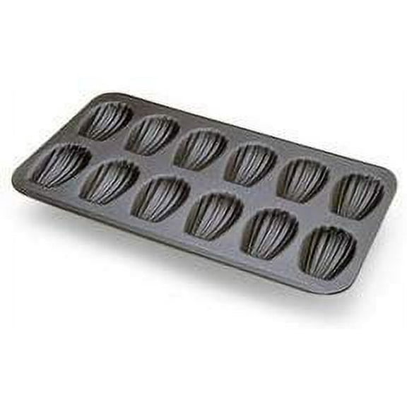 Madeleine Pan 12 Cavities-NONSTICK-Each cavity: 3-1/4"X2". Overall size of pan: 15-1/2"X9"