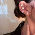 thumbnail image 3 of Pendientes de botón de cristal magnéticos Yuxing con forma de corazón de circonita de lujo 8 mm, 3 of 5