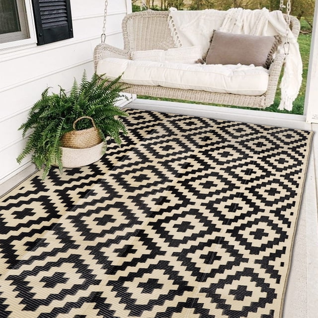 Alfombrillas reversibles SAND MINE de plástico con pajita negra y beige