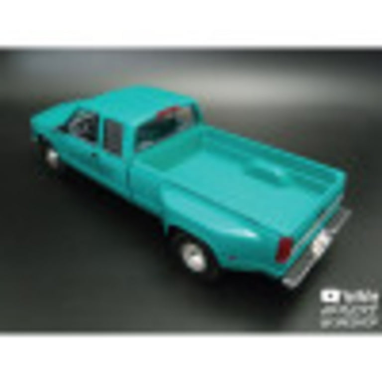 AMT: 1996 Chevy C-3500 Dually Pickup Model Kit - 46 Parts