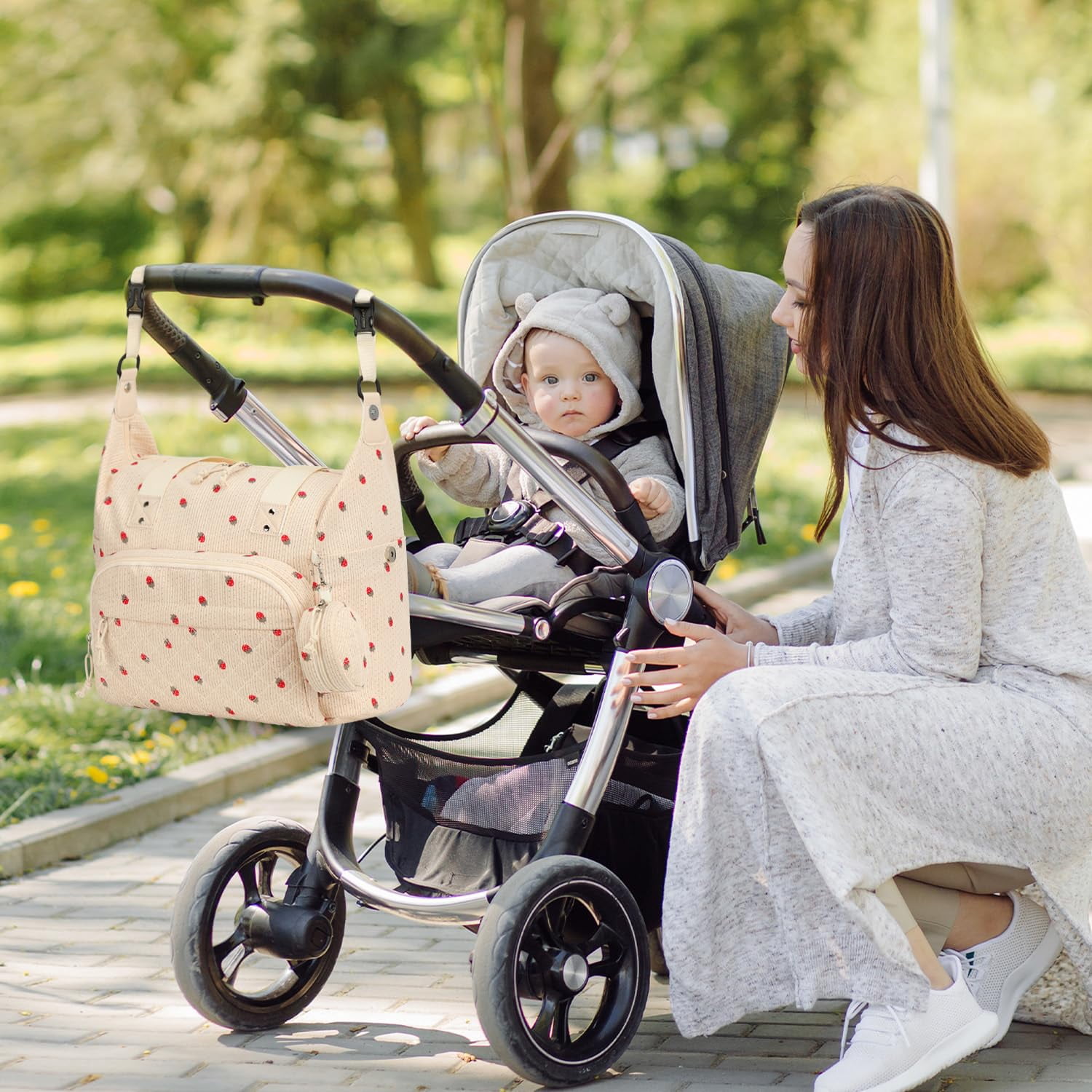 Corduroy Diaper Bag Tote, Baby Bag Travel Diaper Tote Bag with Pacifier Case, Large Baby Diaper Bags for Women, Ctue Diaper Bags For Baby Girl Boy Mom Maternity Hospital Bag, Beige Strawberry