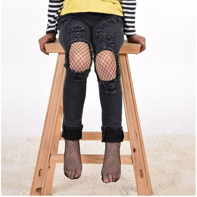Oversized fishnet tights top