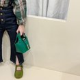thumbnail image 2 of Bolso bandolera pequeño de estilo europeo y americano para mujer, estilo cóncavo, para llevar en la mano, para niñas y niños, para otoño e invierno, 2 of 6