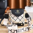 thumbnail image 4 of Bolso pequeño para mujer, de hilo bordado, de moda, ancho, con cinta para el hombro, para cambiar el teléfono móvil, pequeño bolso tipo cartera, 4 of 5