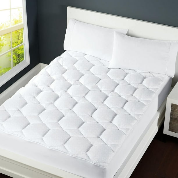 SleepCharge Powered by Nanobionic Performance Mattress Pad, Queen