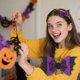 thumbnail image 1 of Horquillas para disfraz de Halloween para mujeres y niñas, horquillas con purpurina de telaraña para Halloween, accesorios para peinados de cosplay de Halloween, horquillas para fiestas y bailes, horq, 1 of 6