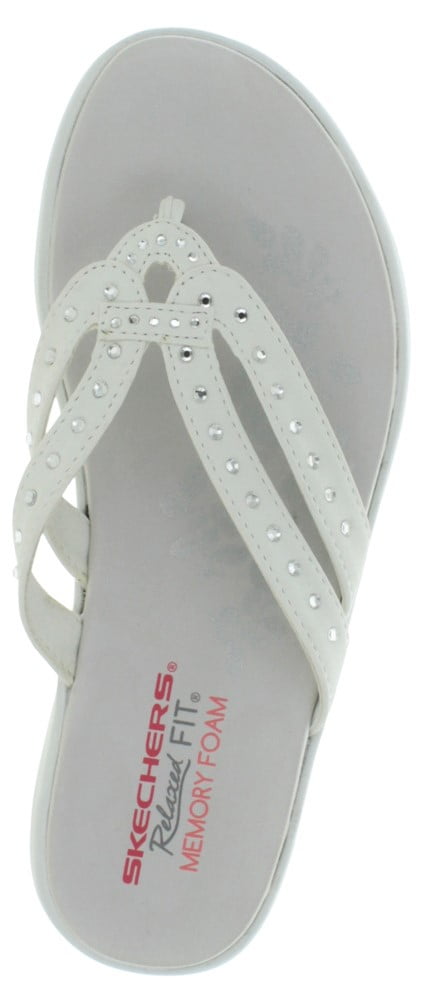 white skechers flip flops