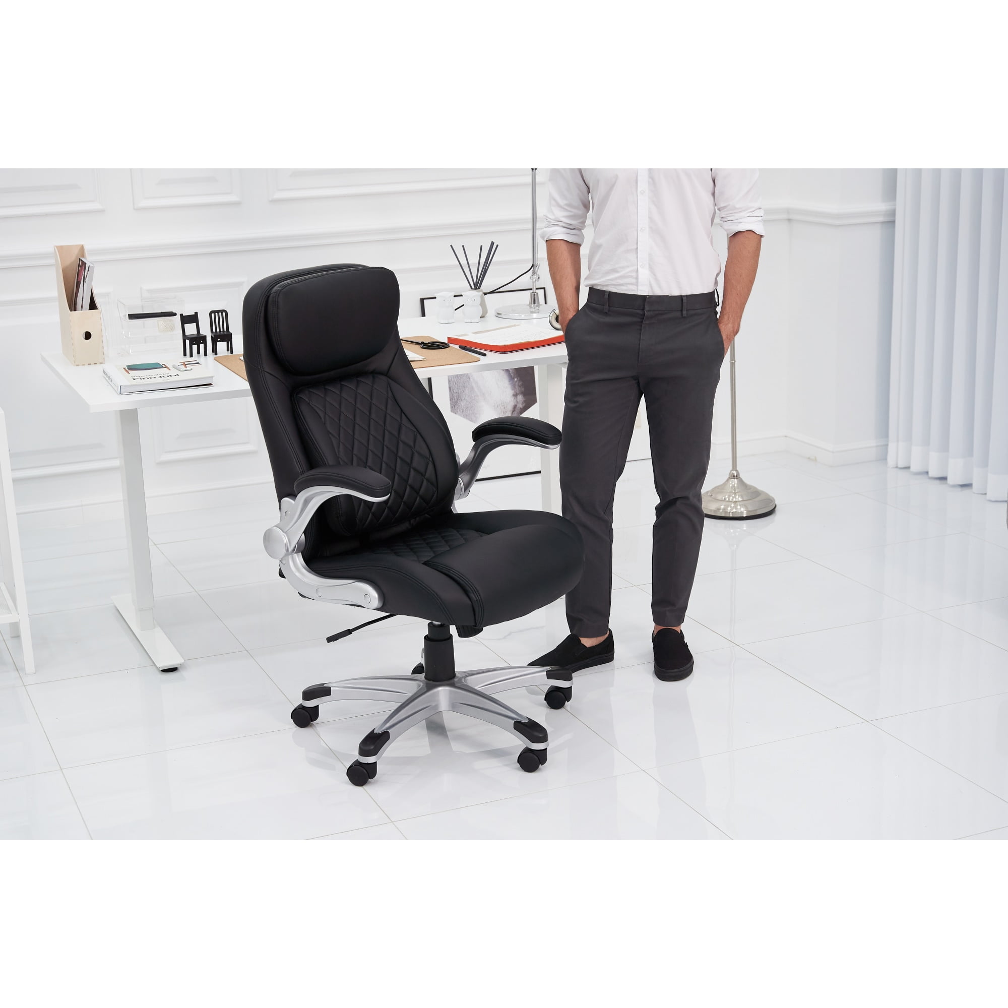 NOUHAUS Posture Office Chair. Ergonomic PU Leather Executive Chair