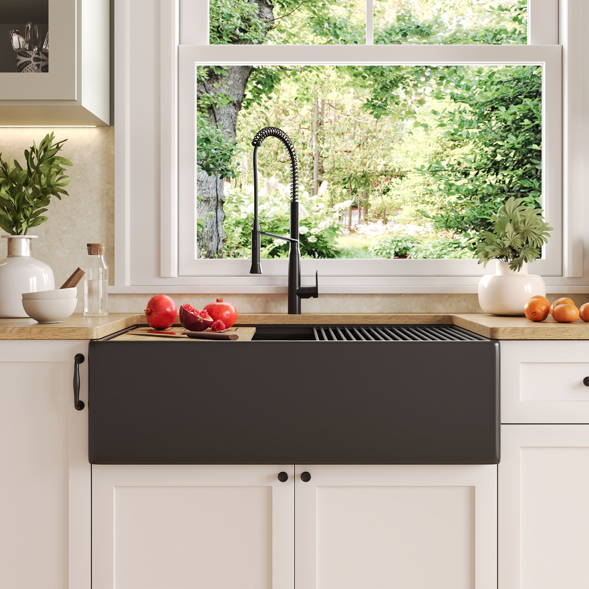 DV-1K0161B 33"L x 20"W Kitchen Sink, Farmhouse Workstation Sink with Cutting Board and Dish Drying Rack