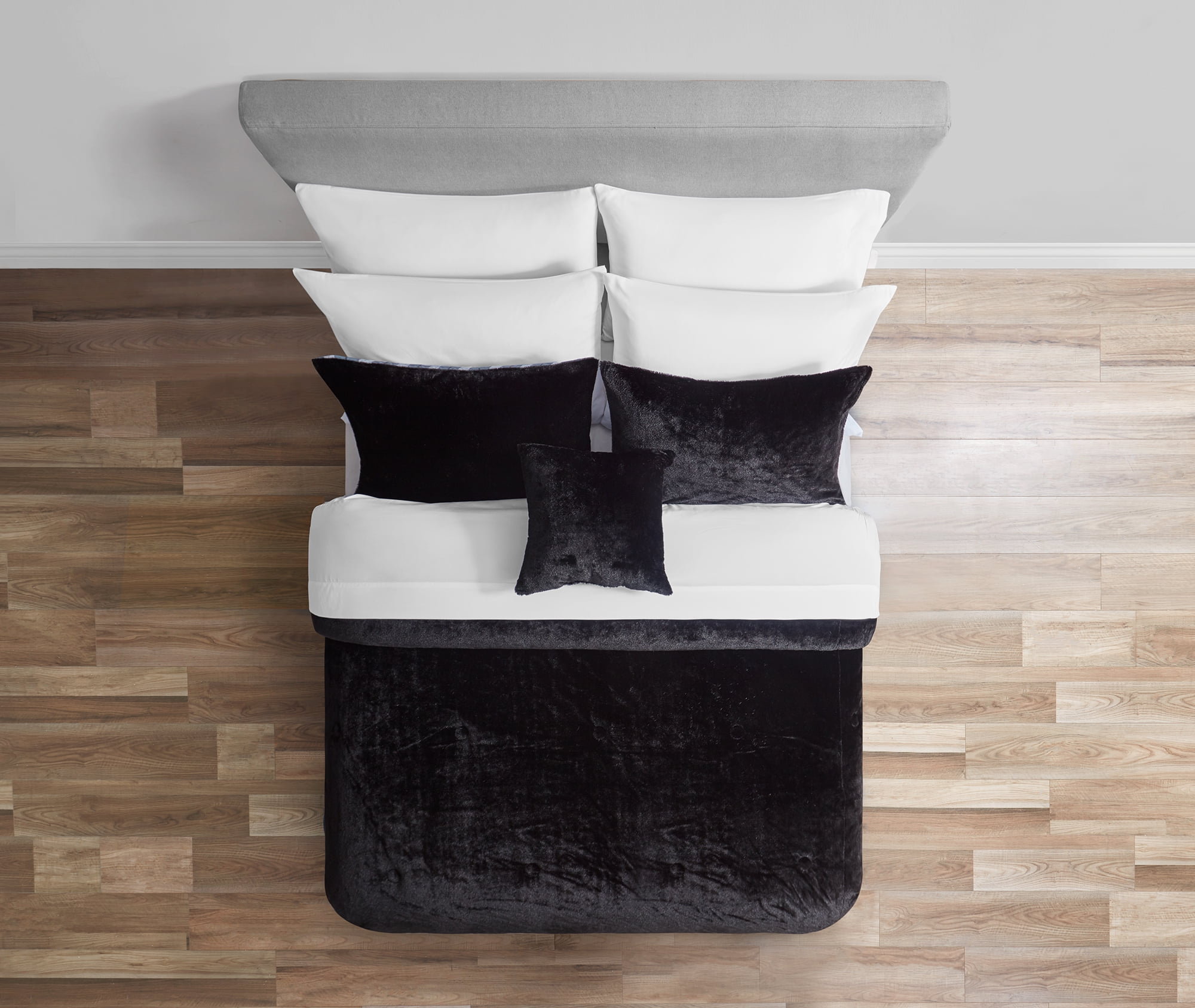 Mainstays 11-Piece Bed in a Bag Comforter Set with Sheets, Black Faux Fur, Queen, Unisex