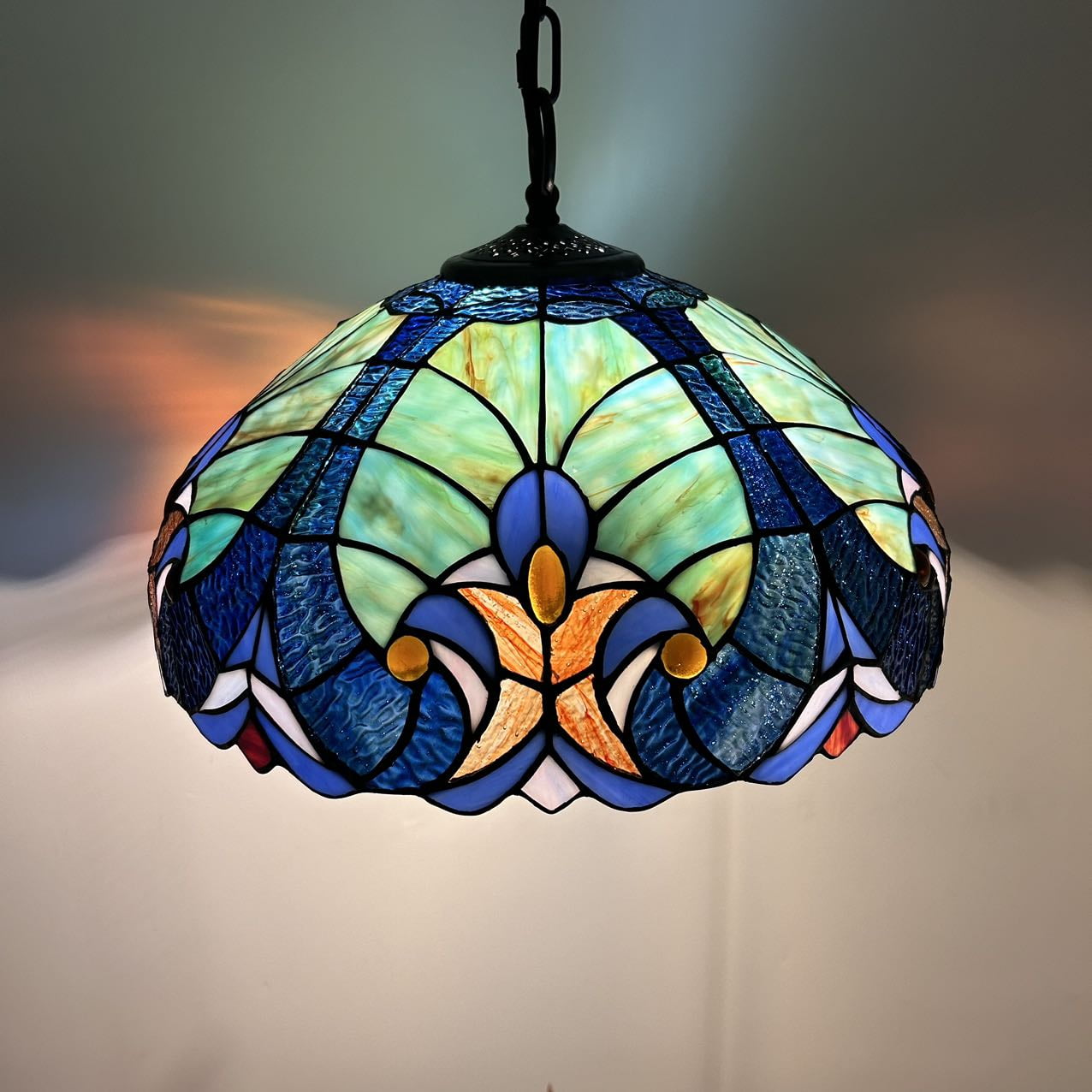 Stained Glass Pendant Lights Fixture Green Blue LED Bulb Included for Dining Room Hotel Restaurant Cafe 16"W*16"D*75"H