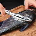 thumbnail image 2 of Rejilla de escamas de pescado de acero inoxidable para la eliminación rápida de limpieza de pescado, raspador de pelado, accesorios y herramientas de cocina de espina de pescadoBCN Deng Xun unisex, 2 of 2