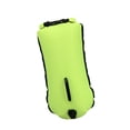 thumbnail image 1 of Boya de natación de alta visibilidad de 28 l, totalmente impermeable, de PVC de colores brillantes. Verde, 1 of 7