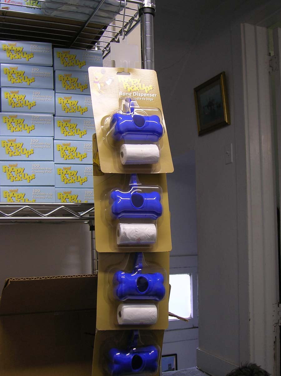 24 CT CASE OF 80 Ct. Large Handle Tie Bags on Rolls for Any Leash Dispenser