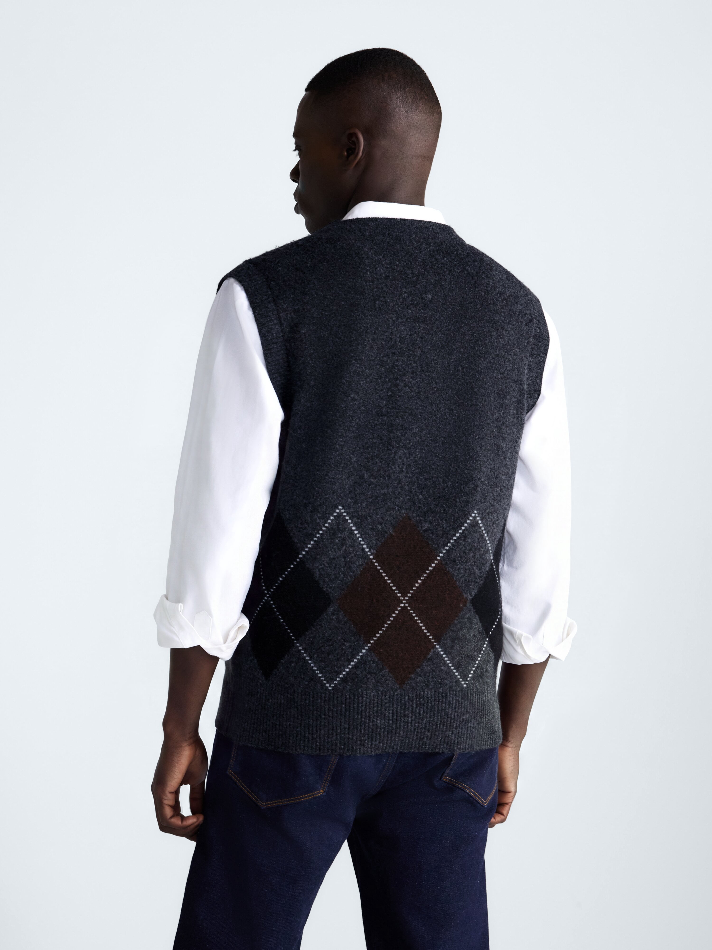 Free Assembly Mens V-Neck Argyle Sweater Vest, Sizes XS-3XL