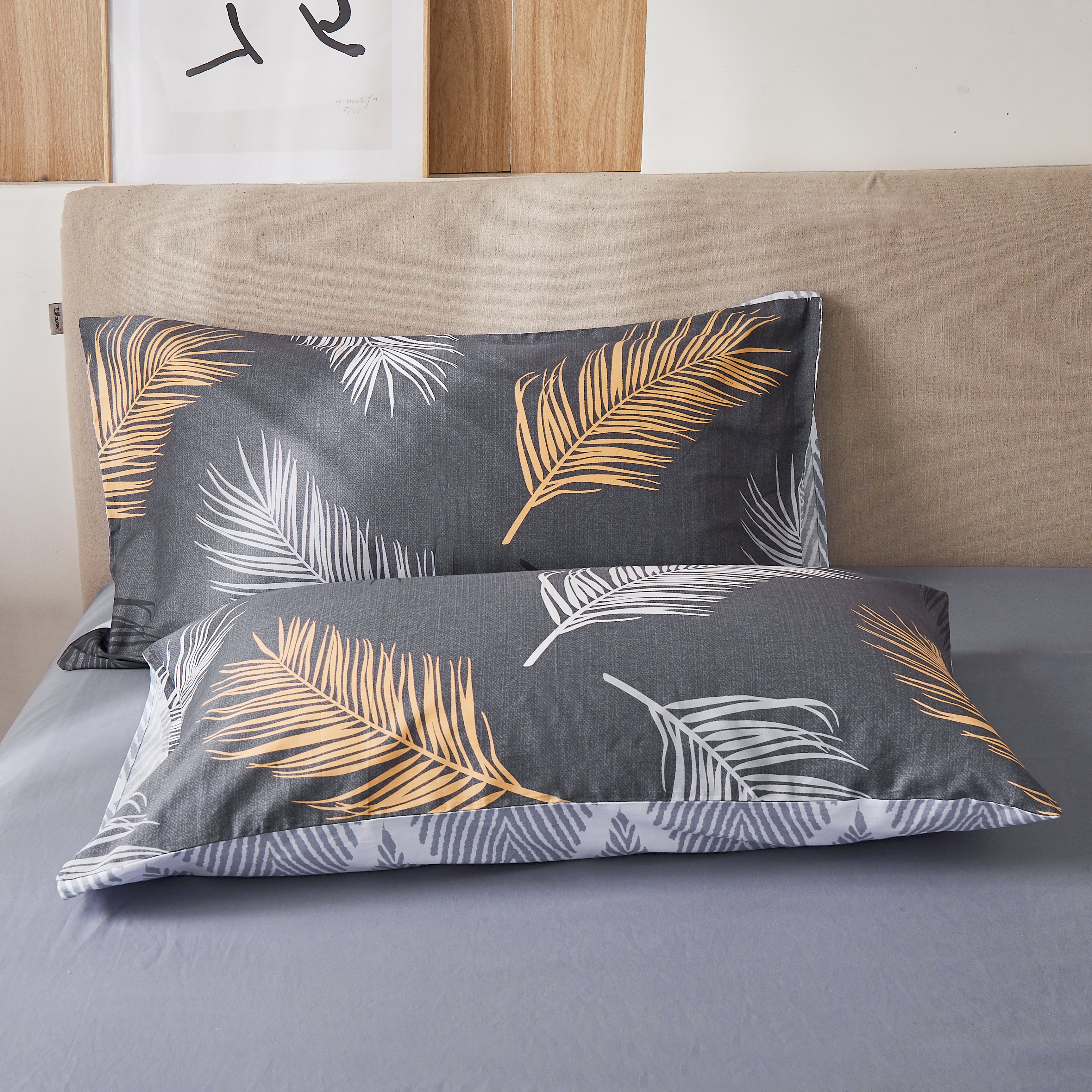 Peach Leaf  3 Piece Cotton Bedding Comforter Set, Feather Pattern, King