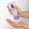 thumbnail image 4 of Clinique All About Clean Limpiador Facial con &Aacute;cido Hialur&oacute;nico - Hidrataci&oacute;n para Pieles Muy Secas a Mixtas, 4 of 6