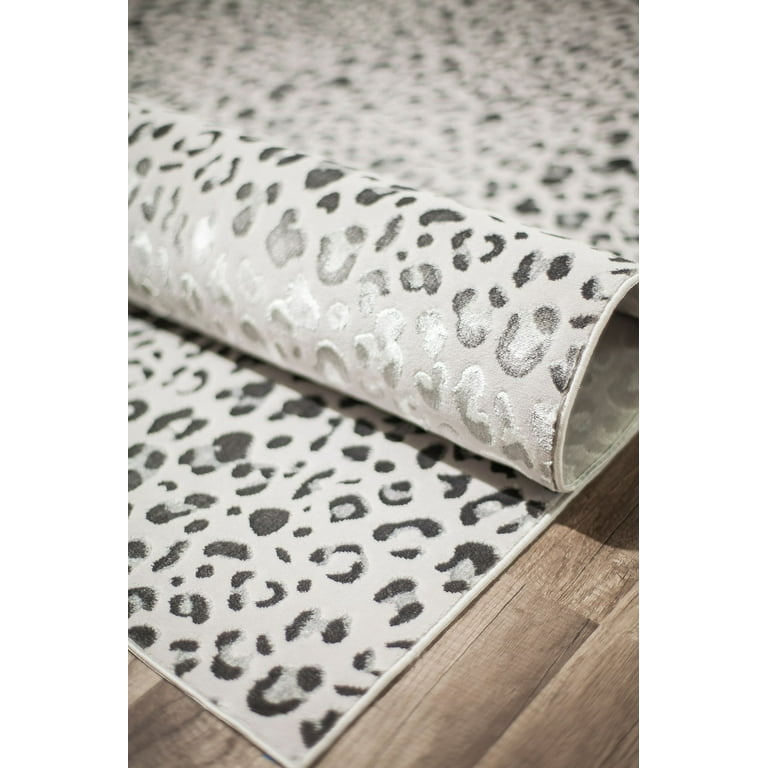 Leopard Silver & Sky Outdoor Mat –