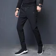 thumbnail image 4 of Pantalones casuales finos y frescos para hombre, pantalones de verano de seda de hielo refrescante, pantalones para hombre de diseñador, tallas grandes, estilo coreano, ropa de calle grande, 4 of 5