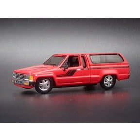 Open Box 1984-1988 TOYOTA PICKUP TRUCK MINI TRUCK 1/64 SCALE COLLECTIBLE DIECAST MODEL CAR