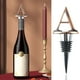 thumbnail image 1 of Tapón de botella de vino con alfabeto personalizado | Materiales de aleación y grado alimenticio premium | 26 Cartas iniciales | Toppers de vino reutilizables | 4" de altura | Regalos de Fiesta |, 1 of 5
