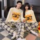 thumbnail image 4 of Pijamas de pareja de Winnie the Pooh de Disney, pijamas de invierno con cuello redondo de franela gruesa y cálida para mujer, ropa de descanso para hombre y mujer, 4 of 5