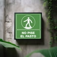 thumbnail image 1 of Señal restrictiva: "No pise el pasto" color verde y blanco. Plástico estireno calibre 40, resistente a exteriores, 20 x 20 cm. Señalamiento, Cartel, Letrero cuadrado, Señalización de medio ambiente., 1 of 4