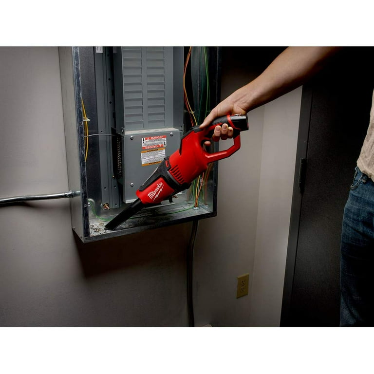 Milwaukee m12 2024 vacuum cleaner