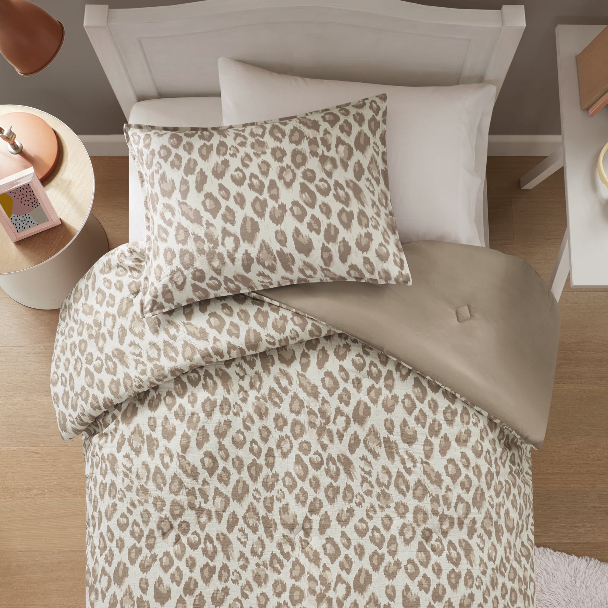 Mainstays Leopard Print 2-Piece Neutral Comforter Set, Twin/Twin XL