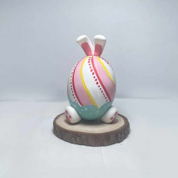 Artisanal Easter Egg Creations ,Made From Wood and Lightweight Clay ,Featuring Nnique and Creative Designs Suitable for Home Decoration, B