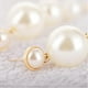 thumbnail image 5 of Pendientes Largos de Perlas de Moda para Mujer | Joyas Navideñas Únicas | Metal Brillante | Regalo Ideal de Navidad | 1 Par, 5 of 7